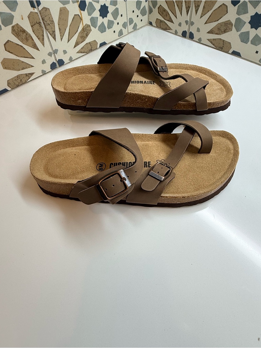 🏷️SALE 🤎 Cushionaire “Luna” Cork Footbed Sandals • Women’s Size 8